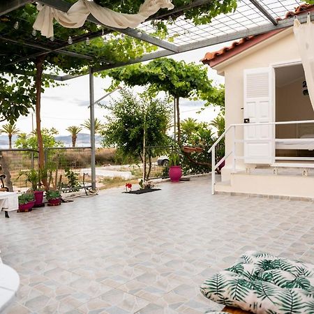 Sea View Residence Nea Kios Bagian luar foto