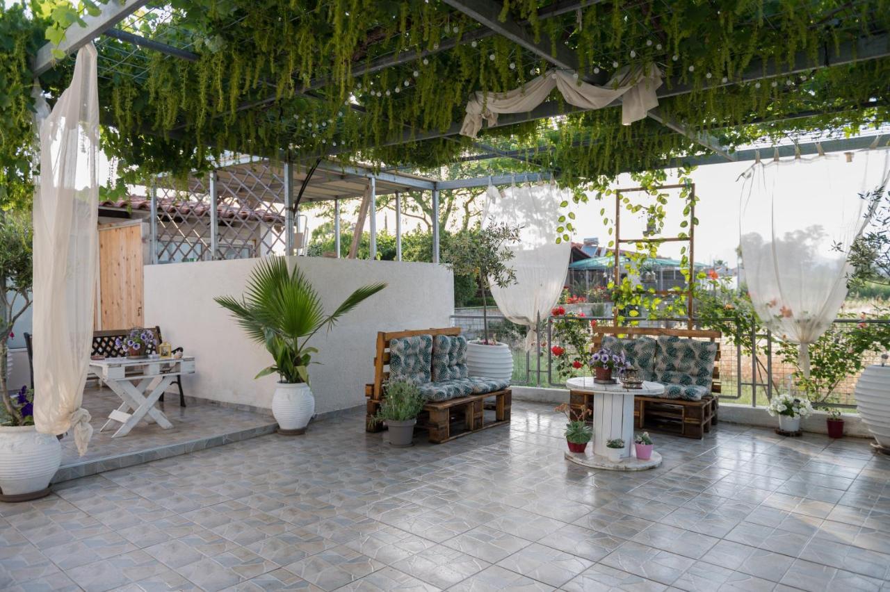 Sea View Residence Nea Kios Bagian luar foto